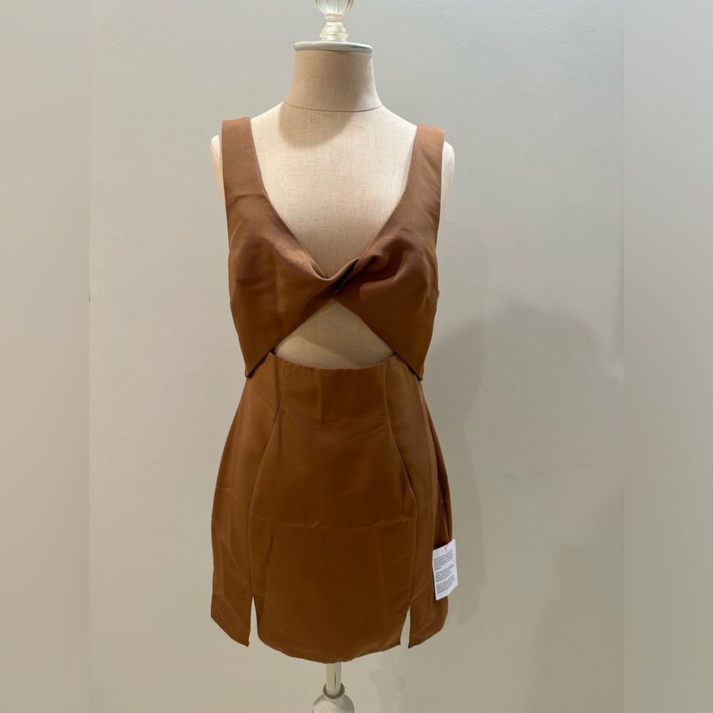 NEW ASOS Design structured twist front mini dress, Size 6, Color Mocha